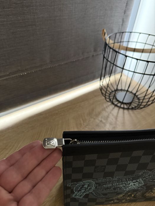Клъч Louis Vuitton