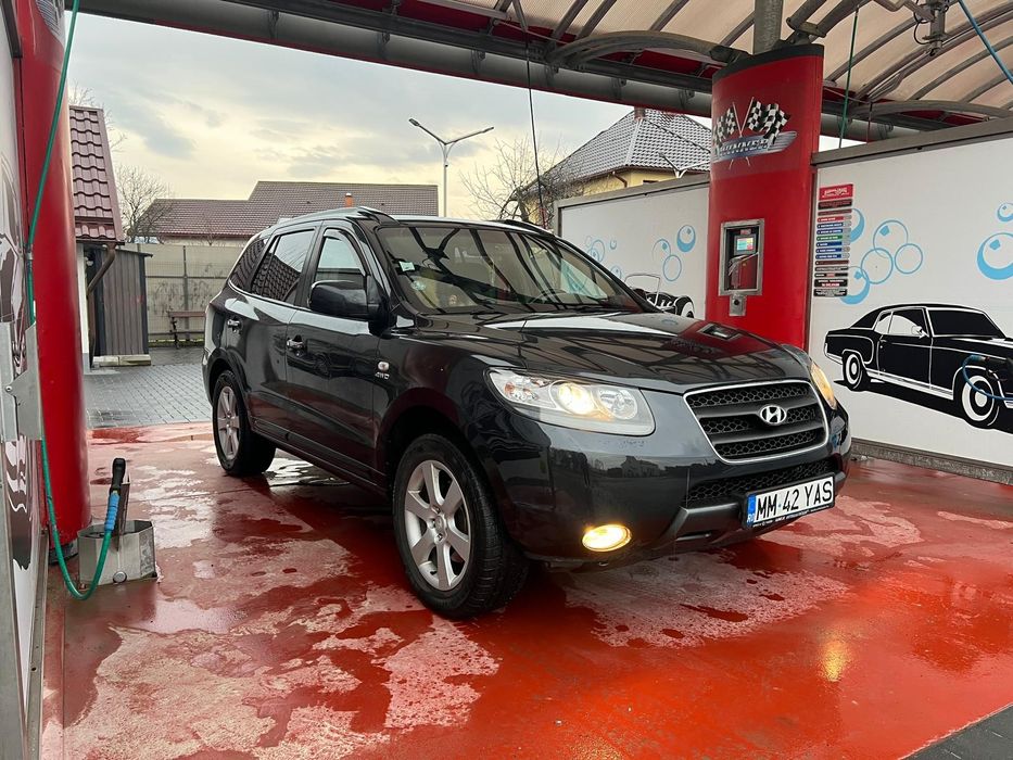 Hyundai Santa Fe- Cutie manuala -4X4 blocabil- An 2007