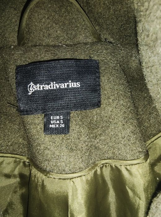 Елегантно палто Stradivarius