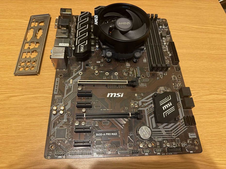 Placa de baza MSI B450-A PRO MAX cu procesor AMD Ryzen 5 3600 3.6ghz