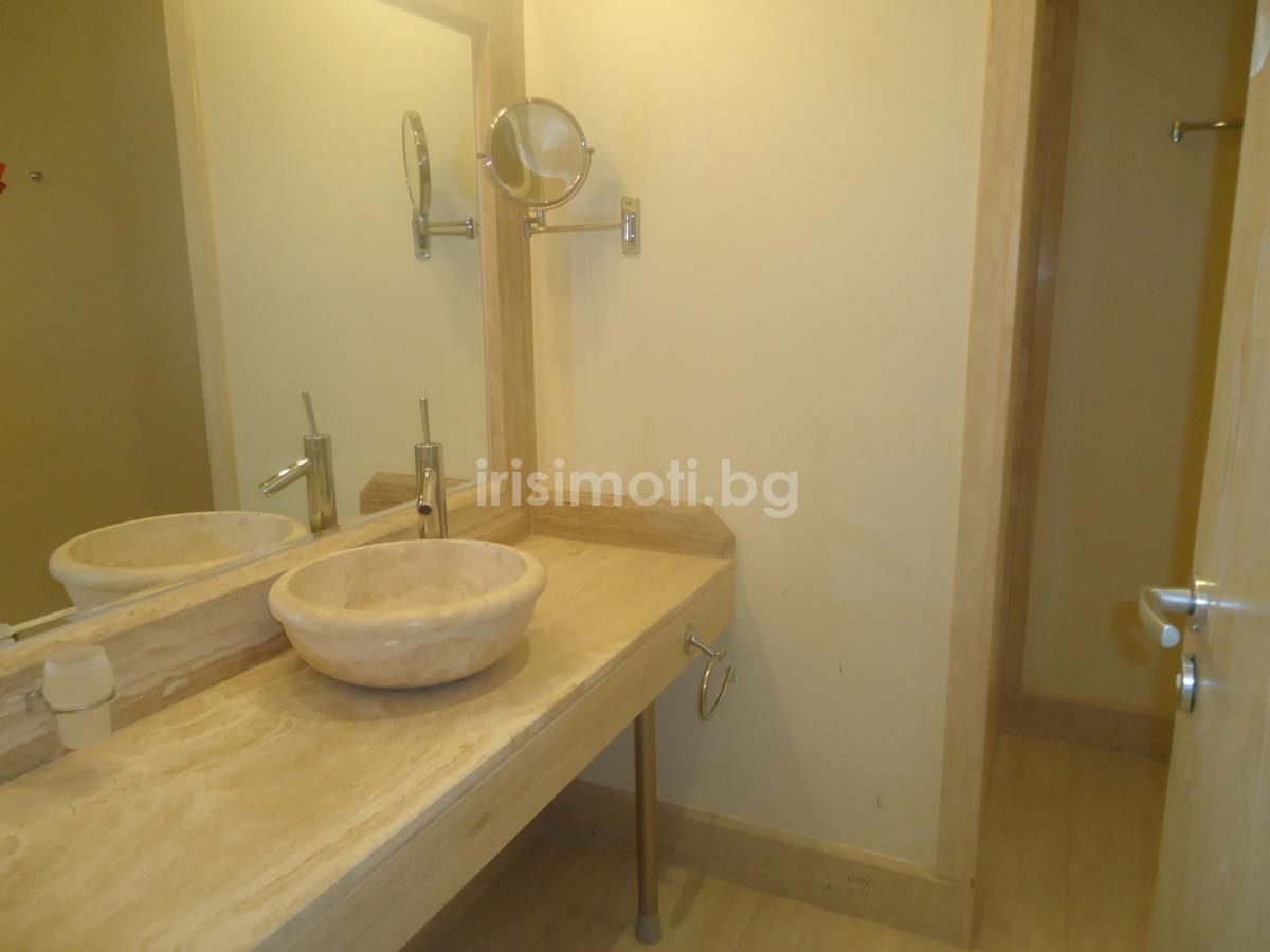 Дава се под наем Четиристаен апартамент в София, Витоша - 261 кв.м за 1500 € - Снимка #5