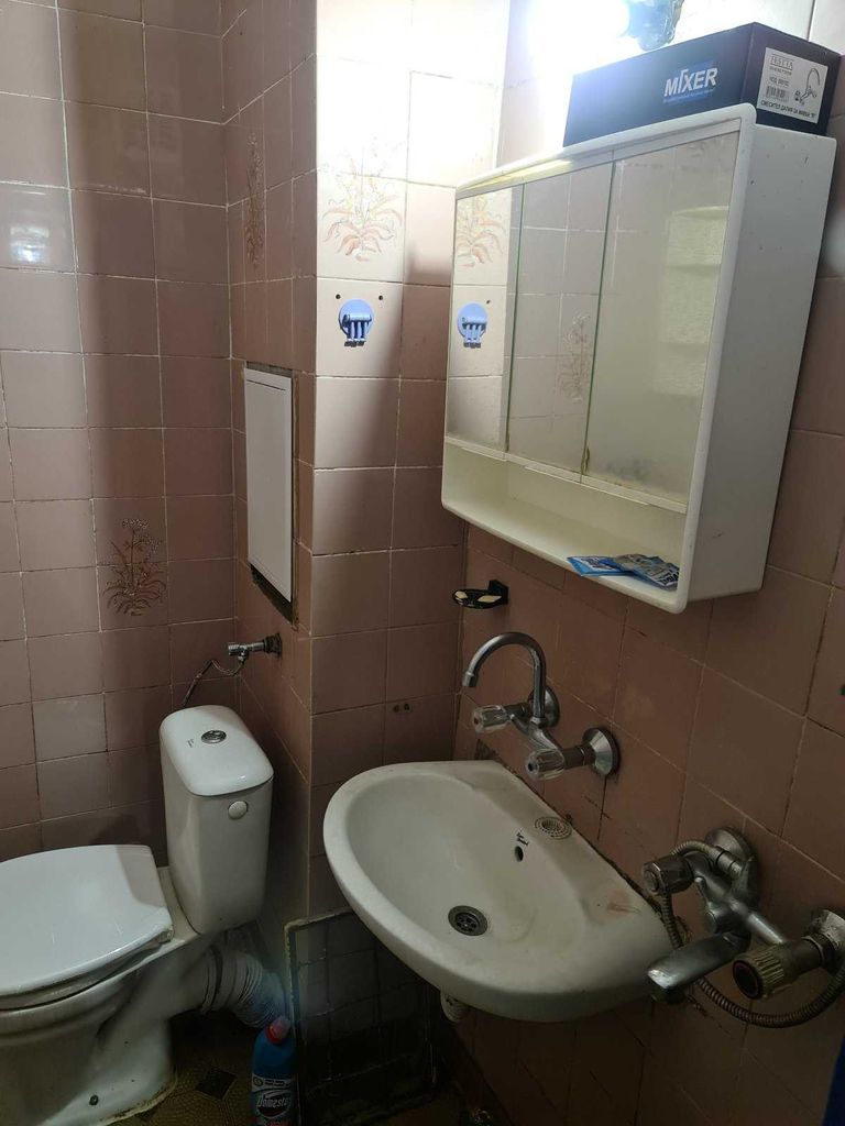 Дава се под наем Двустаен апартамент в Бургас, Славейков - 62 кв.м за 425 € - Снимка #8