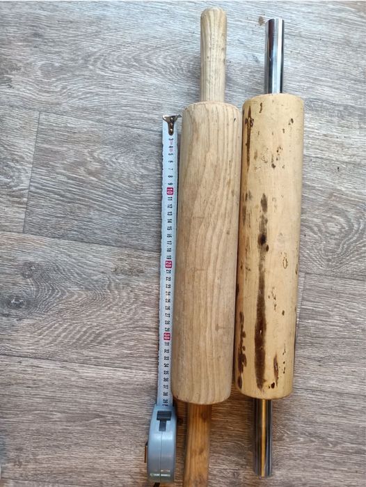 Продам скалку б/у с железными ручками