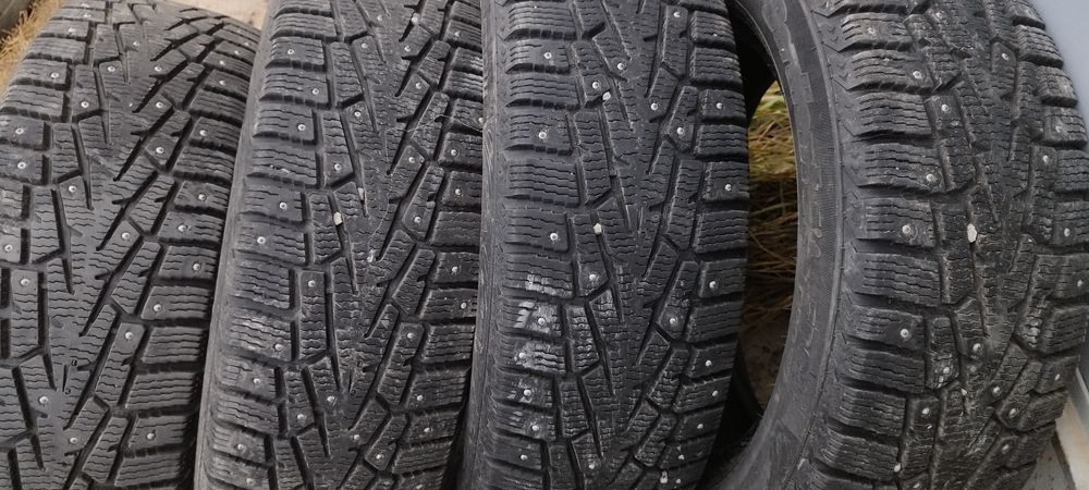 Продам зимние шины 225/60/17