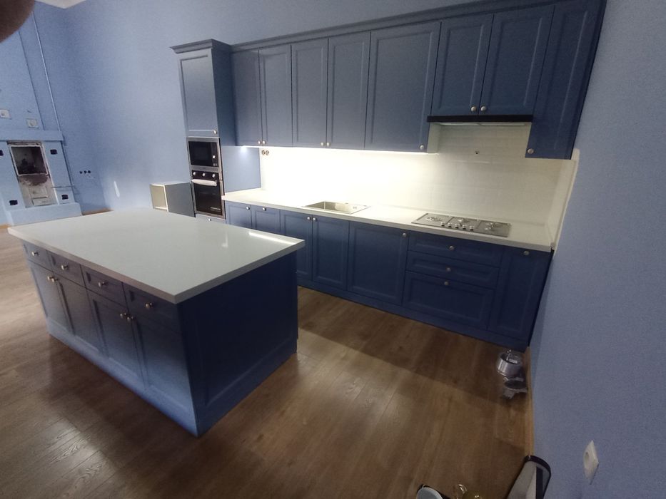 Столешница из искусственной камен для кухню