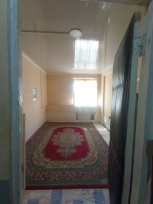 Авиясозлар_2 кв сотилади 1/4/9. Собик обшежития  бухоро кафеси ёнида