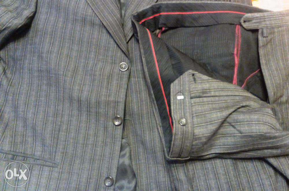 Продам костюм мужской пр-во Турция р-р 50-52 в отличном состоянии