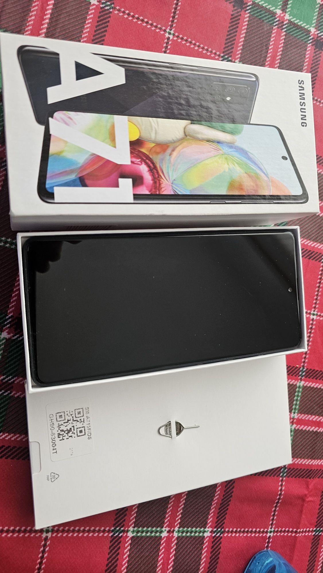 Samsung A71 128Gb dual SIM