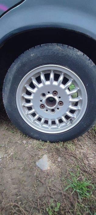 Vând jente "Capace de bere" de pe bmw e36 pe 15'
