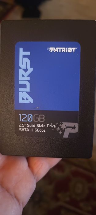 HDD ssd Kingston prețul este la pereche.