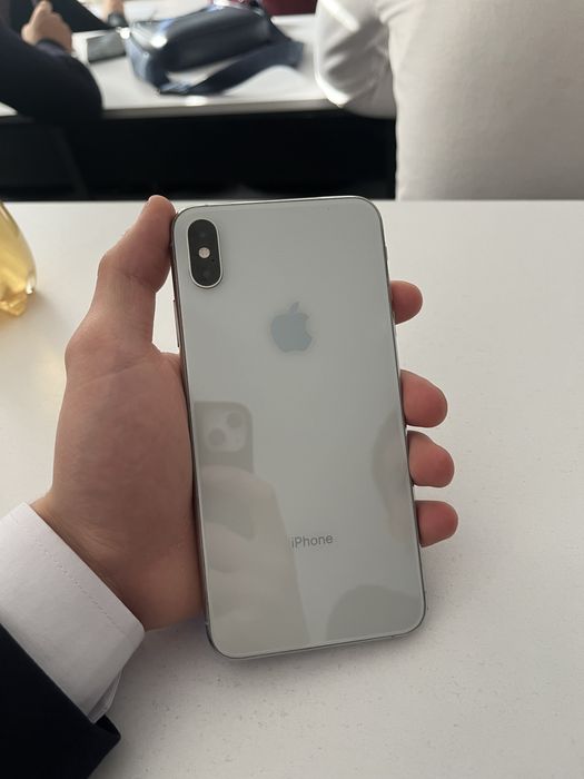 Iphone xs max srochna sotiladi