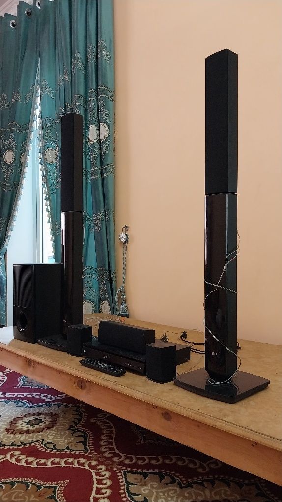 Domashniy kenoteatr LG lhd 647 RMS 1000W yangiday