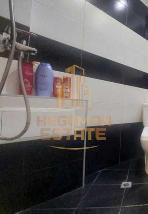 Продава се Тристаен апартамент в Варна, Централна поща - 92 кв.м за 2392 €/кв.м - Снимка #10