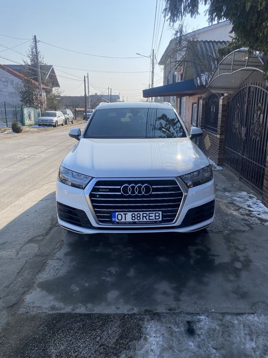 Vand Audi Q7 2017