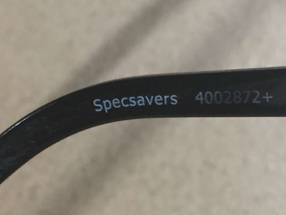 Vând ochelari de vedere Specsavers