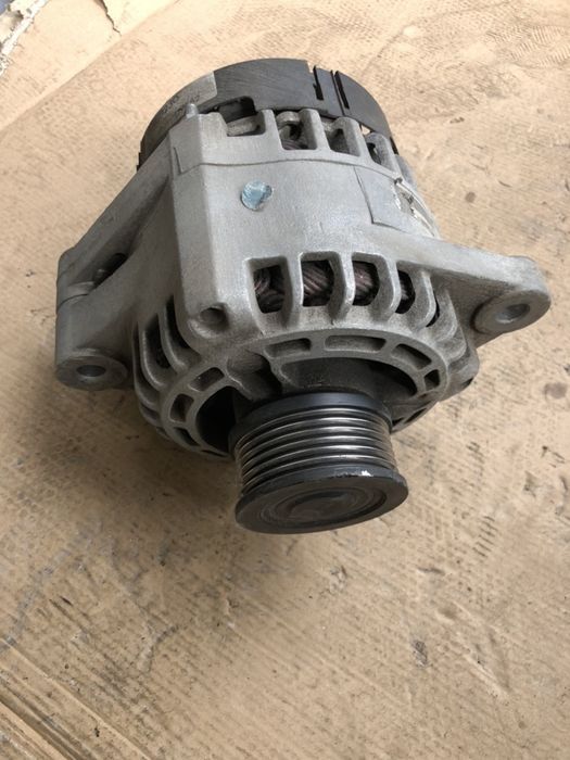 Alternator Opel 1.9CDTI