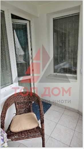 Дава се под наем Тристаен апартамент в Варна, Колхозен пазар - 118 кв.м за 612 € - Снимка #5