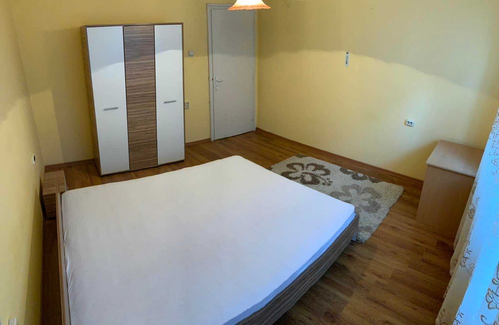 Дава се под наем Двустаен апартамент в Бургас, Лазур - 70 кв.м за 408 € - Снимка #4