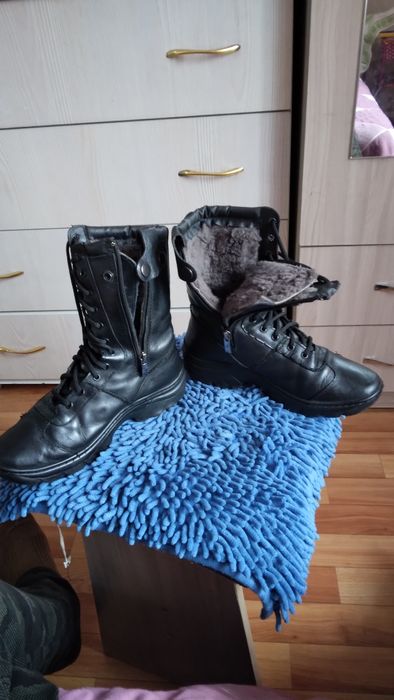 Продам женские берцы кожаные