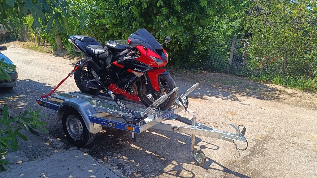 Под наем чисто ново ремарке Vesta Moto 750 за 2-3 мотора