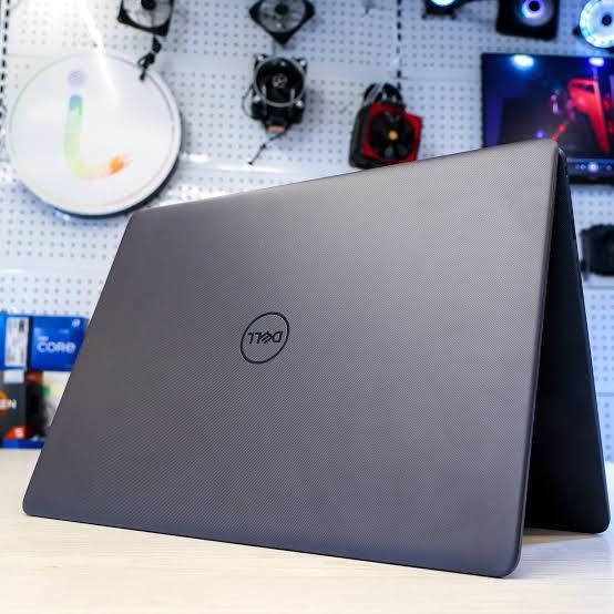 Dell vostro i3 11th gen