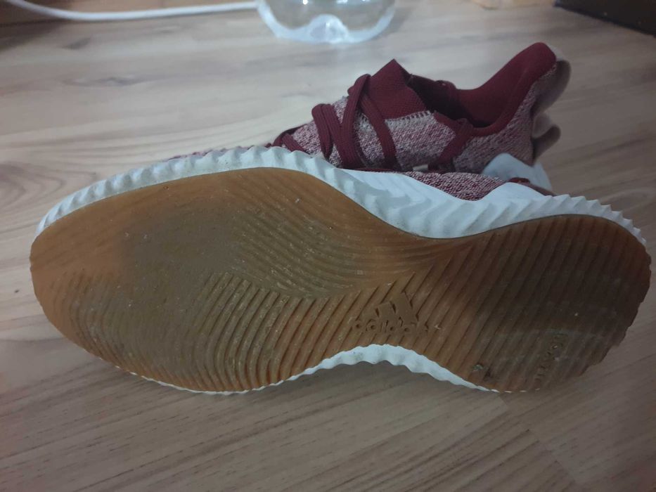Adidas bounce оригинални маратонки+подарък тениска на Puma