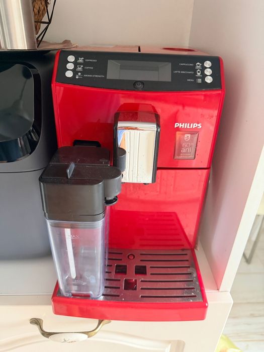 Expresor de cafea Philips cu boabe!