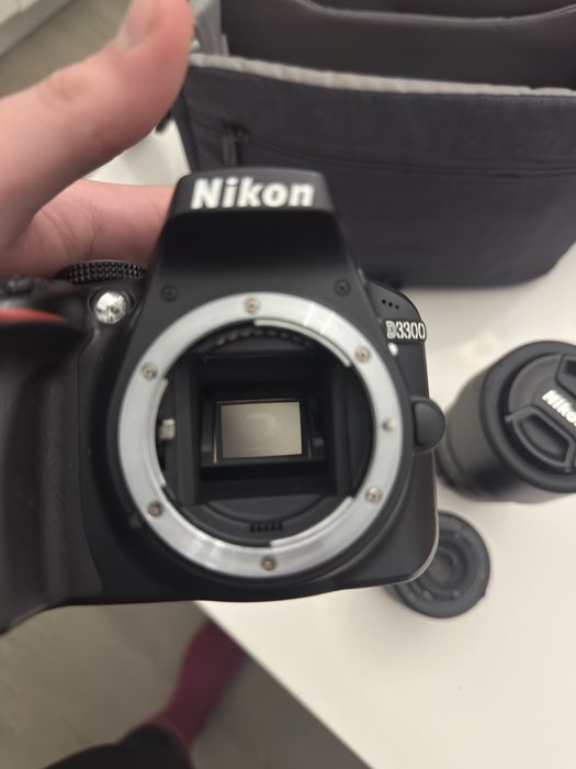 Aparat foto DSLR Nikon D3300 (2 obiective 18-55 mm si 55-300)