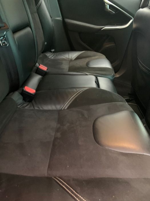 Volvo V40 R-Design 2015, accidentat,  fără motor