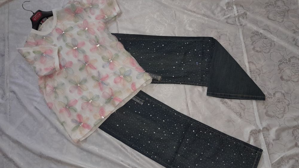 Chiroyli toshli shim