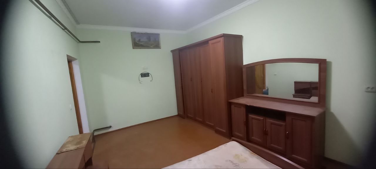 Uy arendaga beriladi. 2 xonali. Faqat oilalilarga. Sharoitlari mavjud.