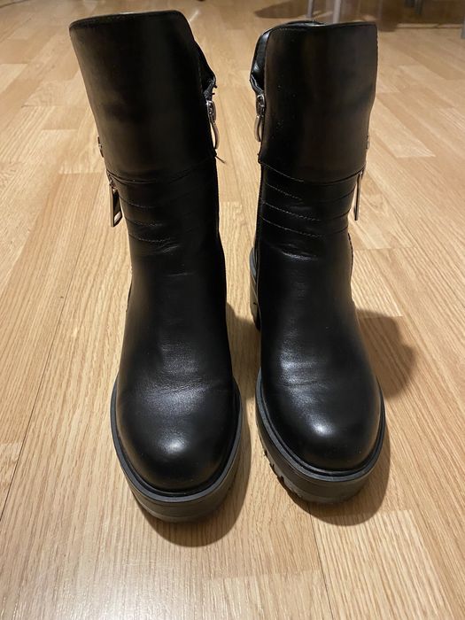 Ghete negre marime 36