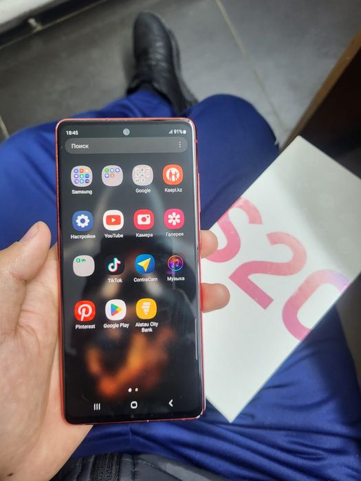 Срочно продам S20fe