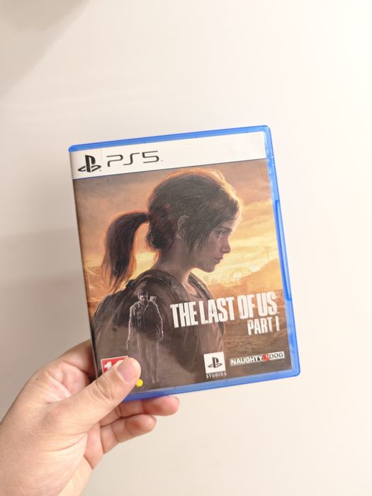 Одни из нас часть 1