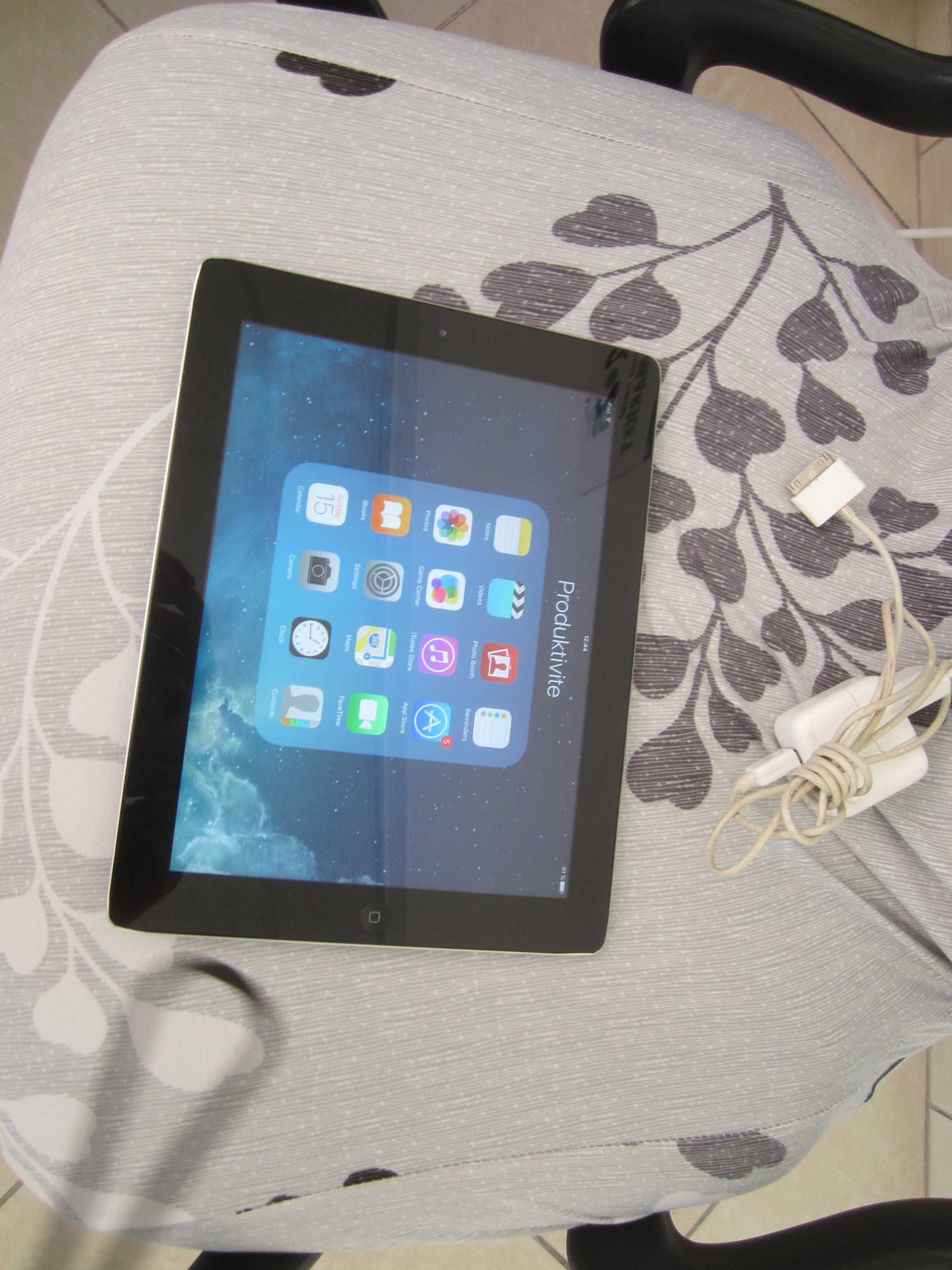 Apple iPad Wi-Fi 3rd Gen 16GB черен MC705KN А1416
