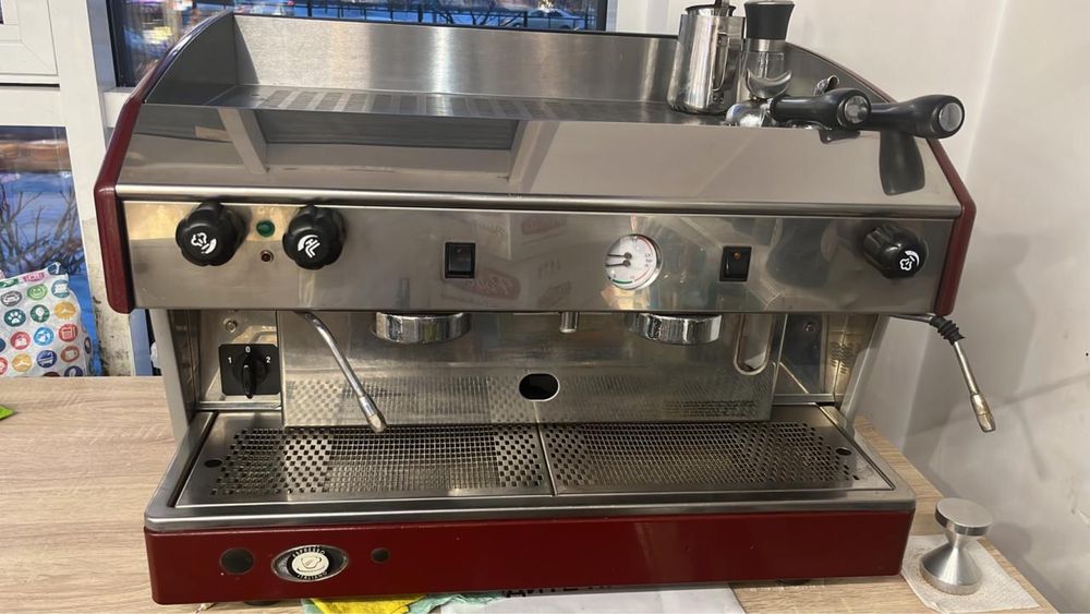 Кофемашина в отличном состоянии