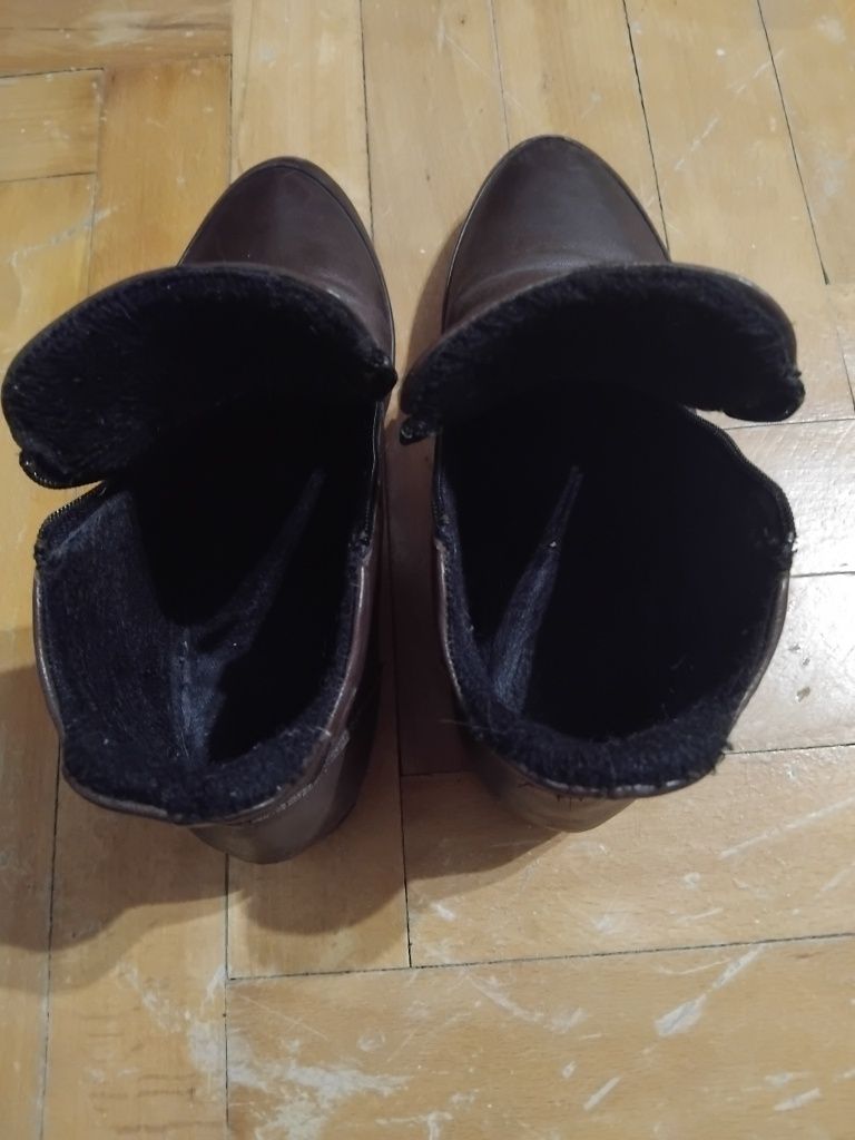 Ghete piele nr.39