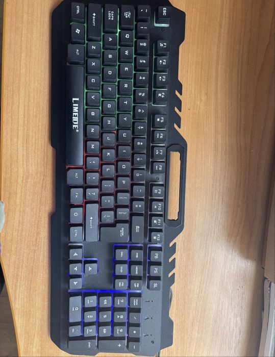 Tastatura gaming noua
