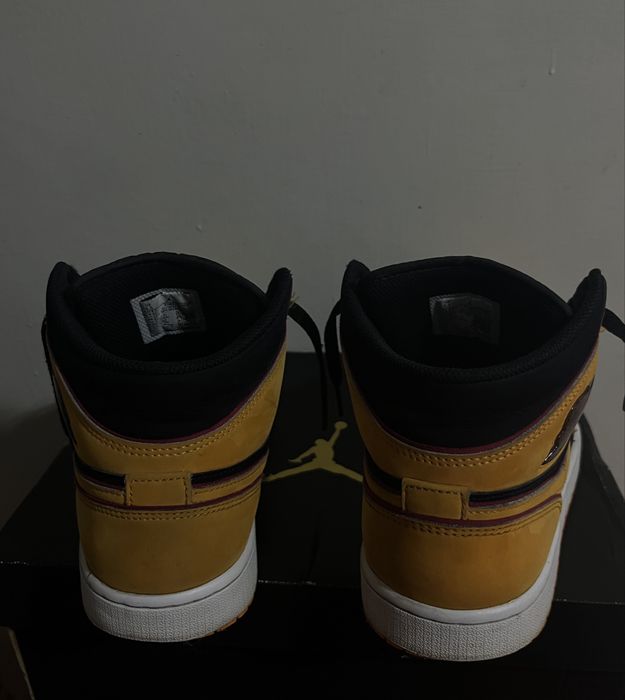 Nike Jordan 1 Mid Special Edition