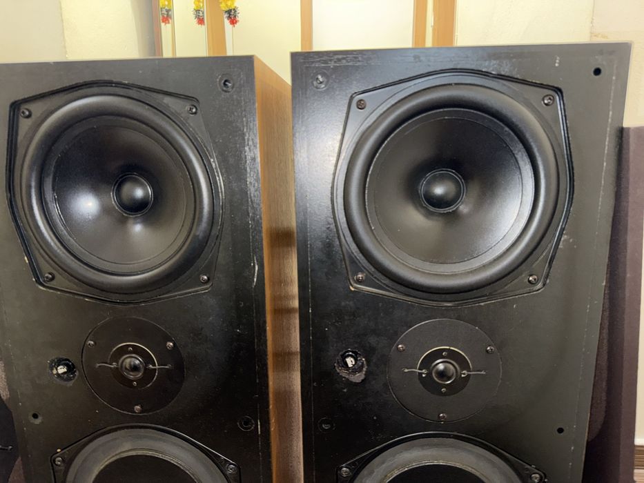 Kef Calinda 1053 Качествени Тонколони