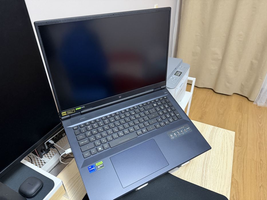 Лаптоп ACER Predator Helios Neo 18 I7-14650HX, 32\1000GB, RTX4060, 8GB