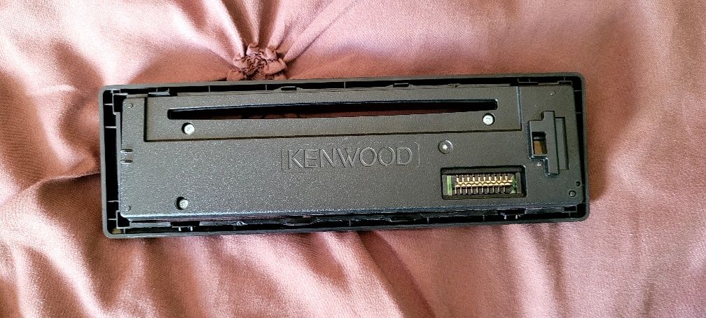 CD плейър Kenwood KDC