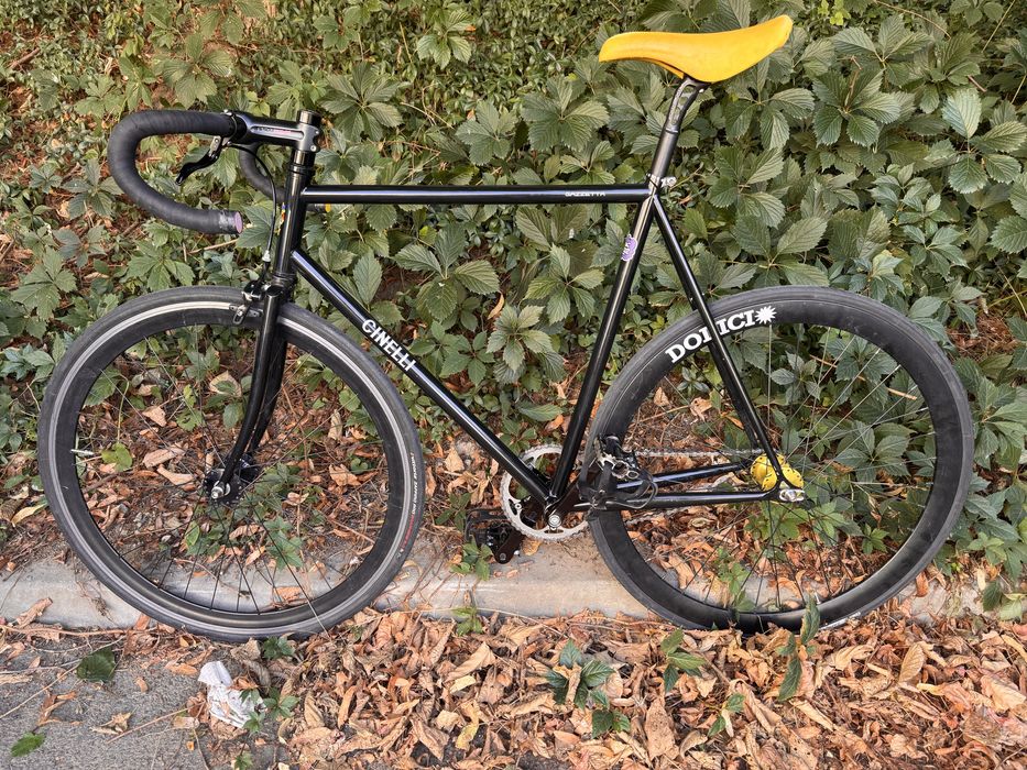 Vand bicicleta fixie Cinelli Gazetta