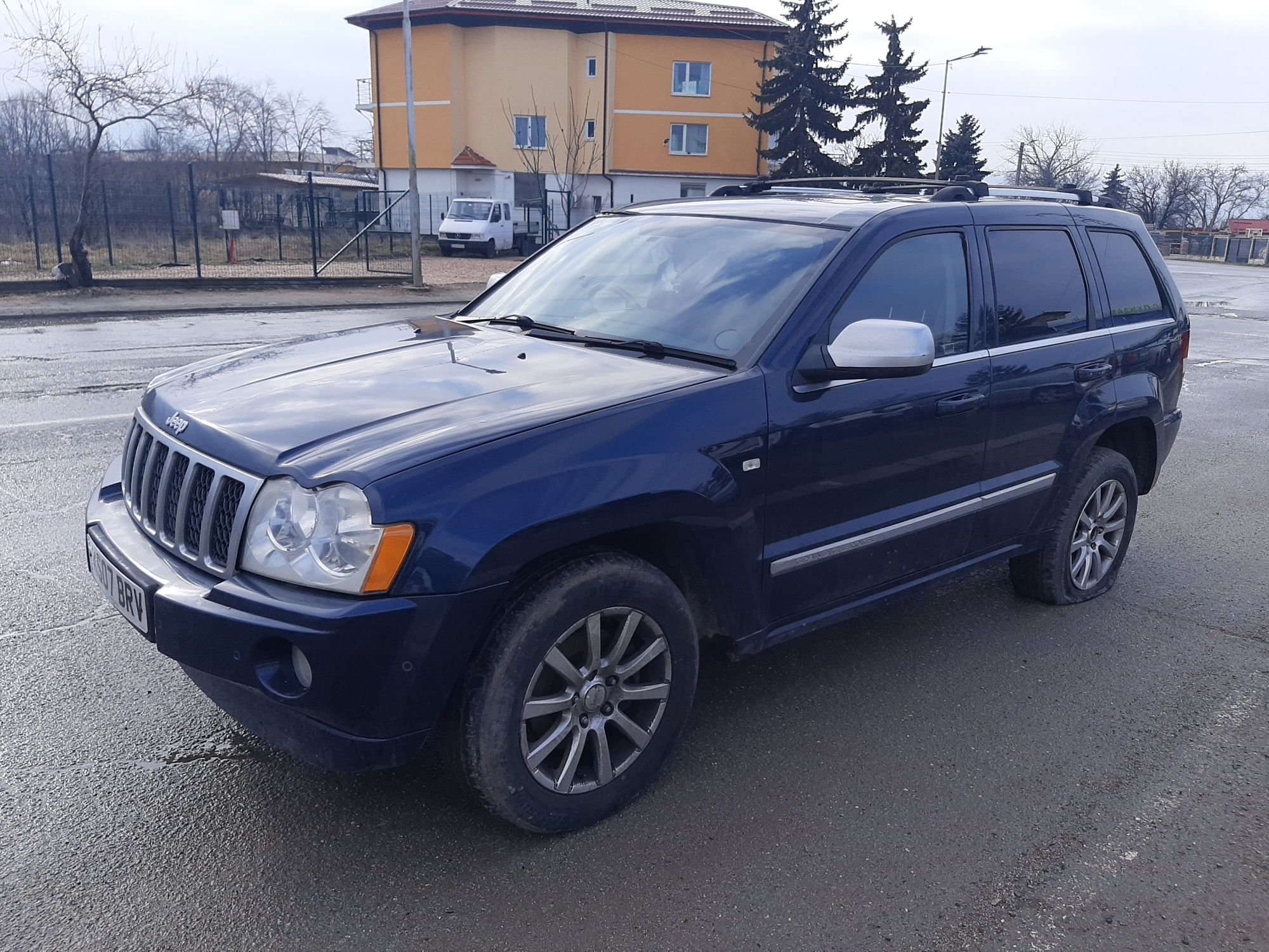 За части Jeep Grand Cherokee 3000 кубика дизел автоматик 2007 година