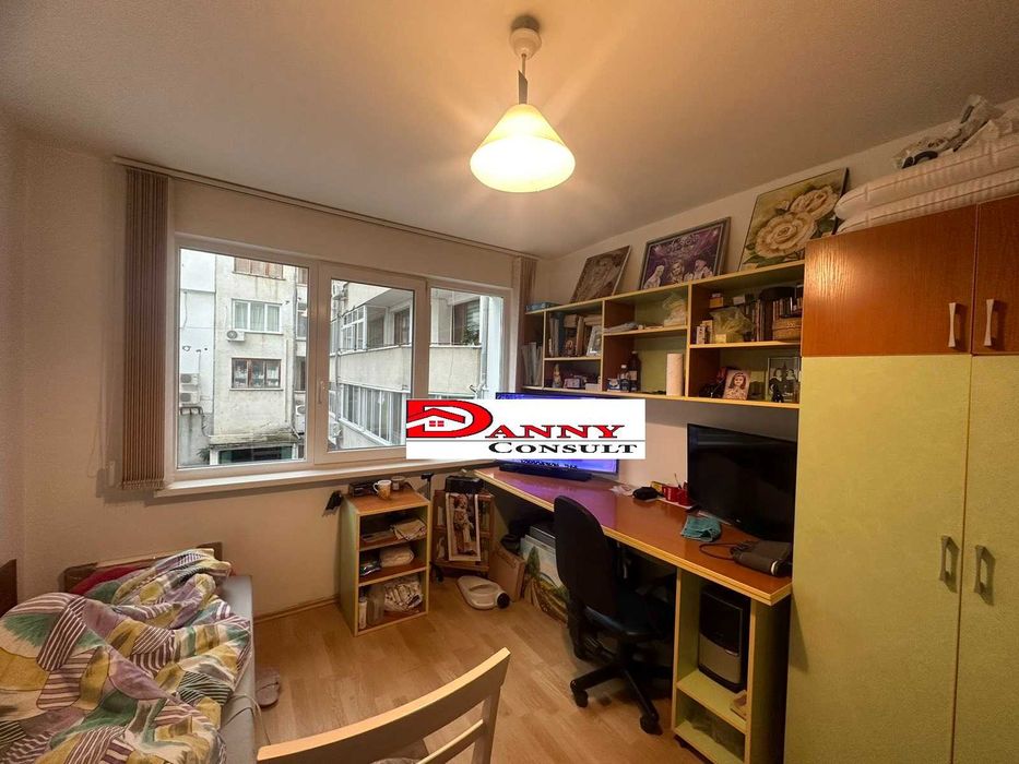 Продава се Тристаен апартамент в Велико Търново, Акация - 103 кв.м за 1748 €/кв.м - Снимка #13