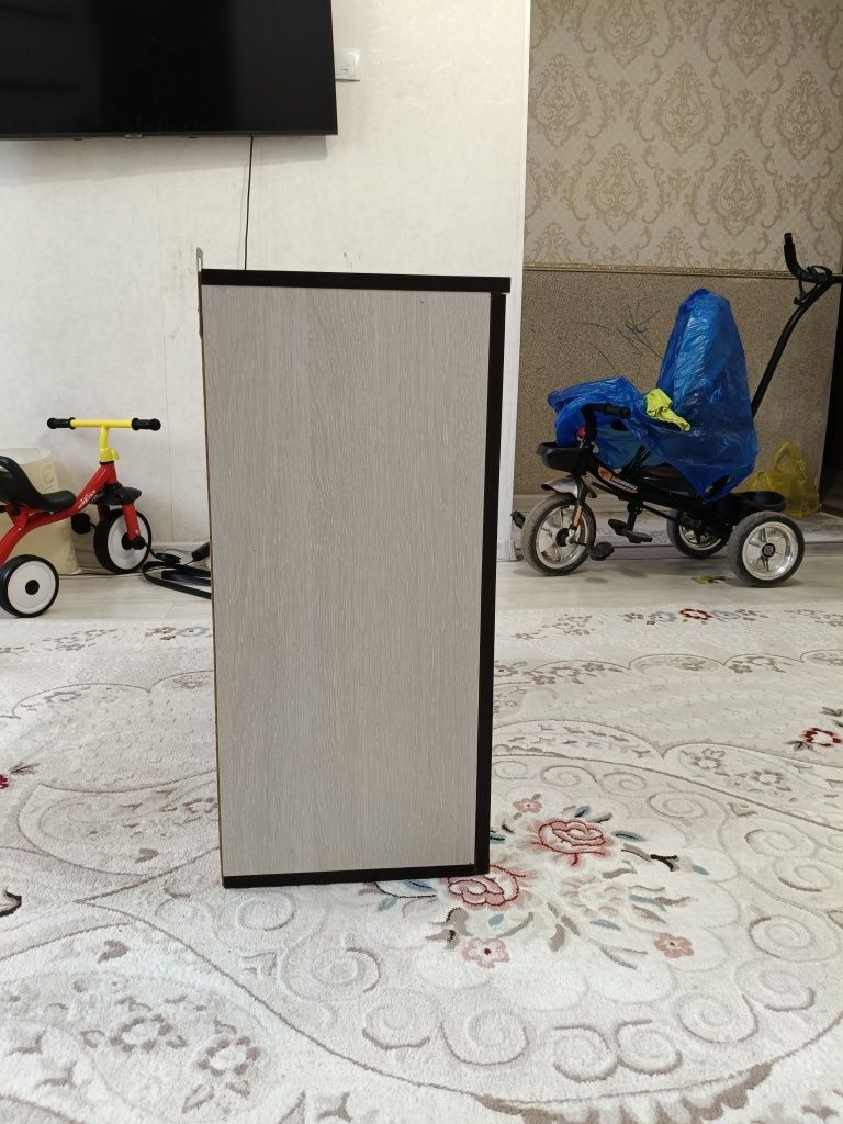 Продается верхняя часть кухонного гарнитура