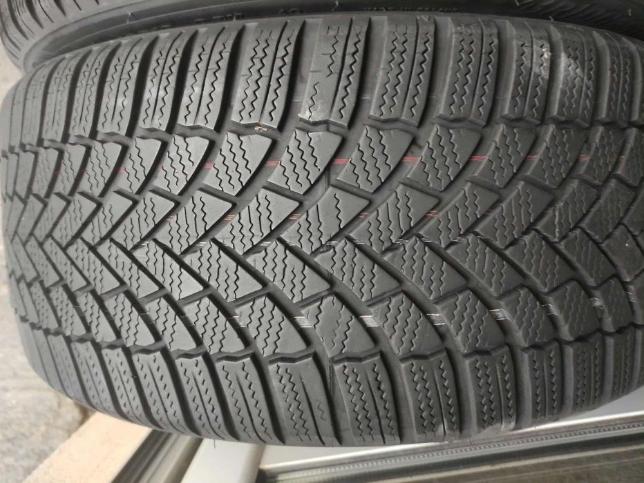 225/40/18 2бр BRIDGESTONE зимни