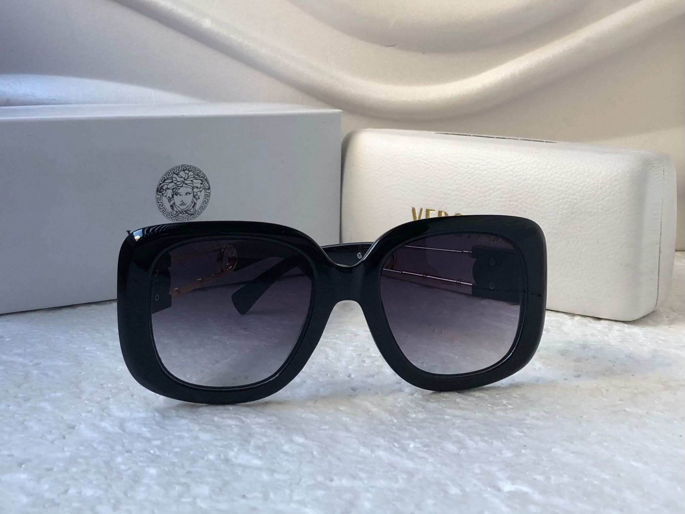 Ochelari de soare Gucci de damă pătrați dreptunghiulari Versace VE4411