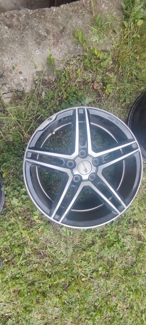 Vând 4 jante aluminiu Brock – 8,0J x 17H2, 5x114,3 ET45