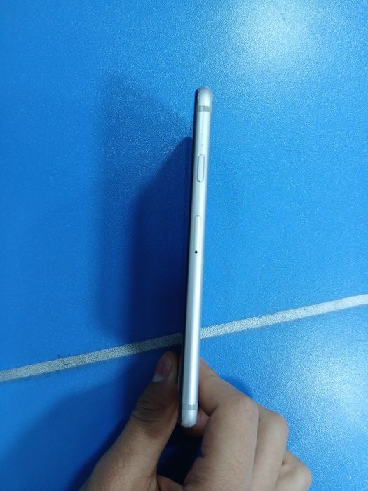 IPhone 6 s 16гб.